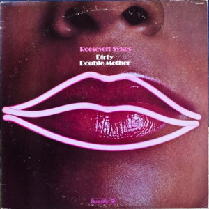 美女办公室坐脸调教视频VK
